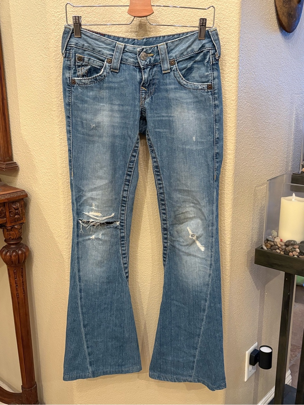 Vintage True Religion Women Y2K Low Rise Rip Distressed Flare Jeans Size 26